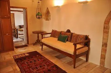 Malvasia Traditional Hotell 3*
