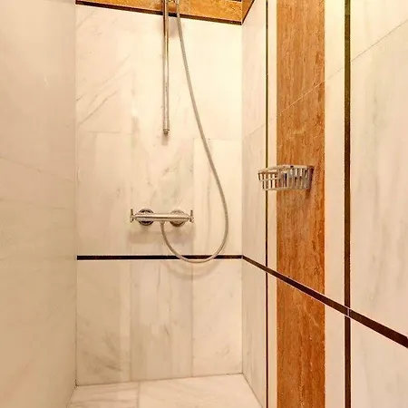 Hotell Malvasia Traditional