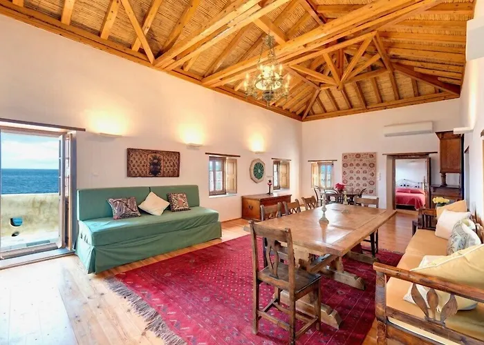 Malvasia Traditional Hotel