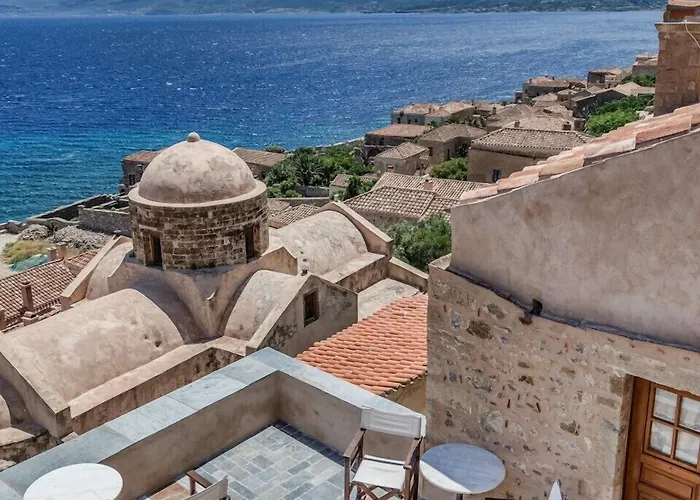 Malvasia Traditional Hotel 3*