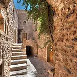 Malvasia Traditional فندق Monemvasía