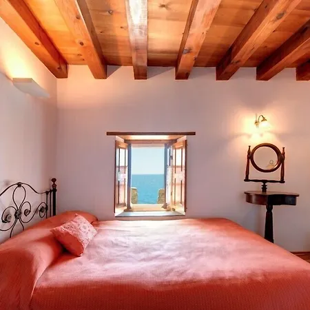 Malvasia Traditional Monemvasziá