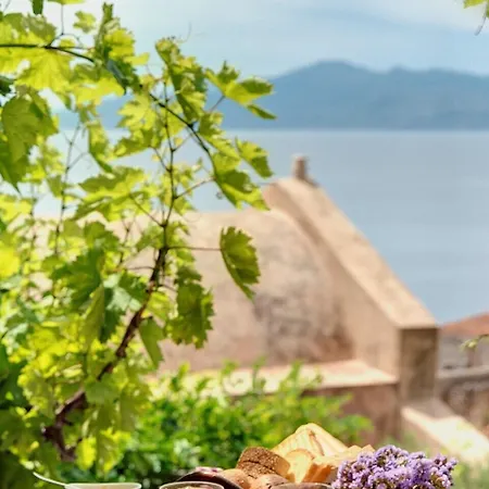 Malvasia Traditional Szálloda 3*