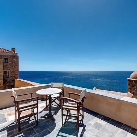 Malvasia Traditional Hotel