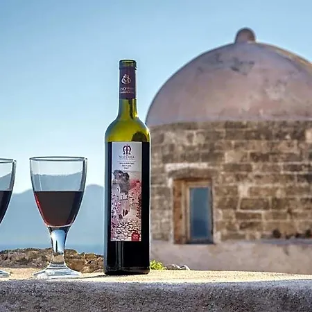 Malvasia Traditional Hotel 3*