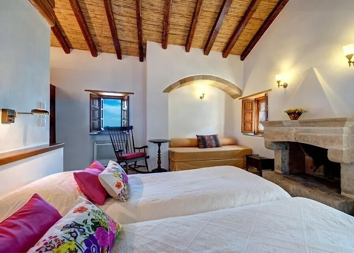 Hotel Malvasia Traditional