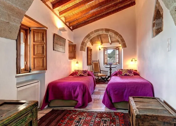 Hotel Malvasia Traditional