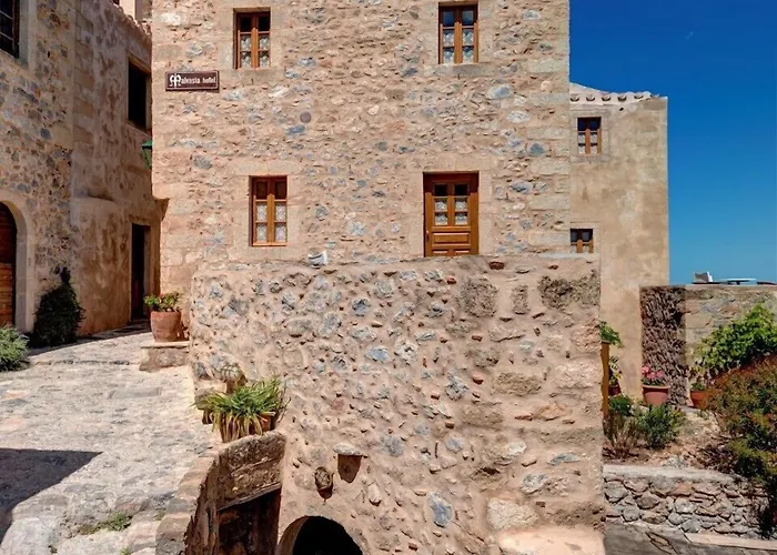 Malvasia Traditional Monemvasía