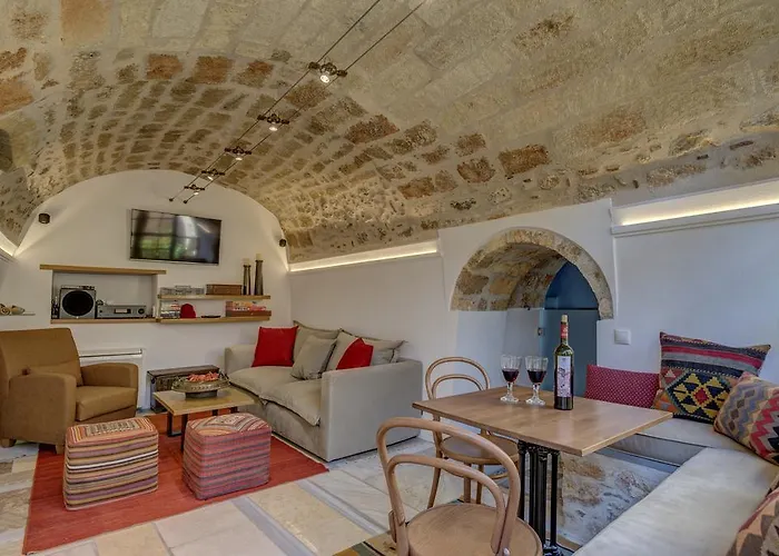 Hotel Malvasia Traditional